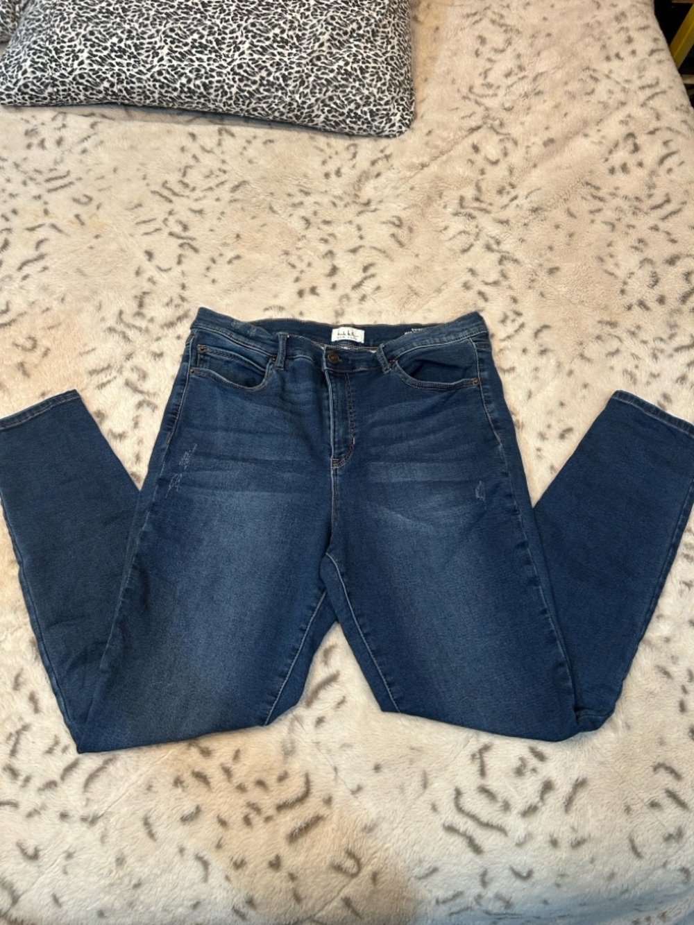 Nicole Miller Dark Indigo Skinny Jeans